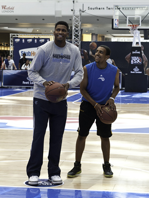 Rudy Gay NBA 3X London