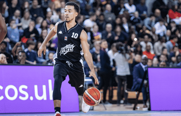 London Lions keep Justin Robinson for two more years