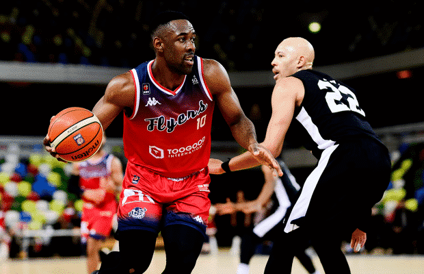 Raphell Thomas-Edwards returns for another year at Bristol Flyers