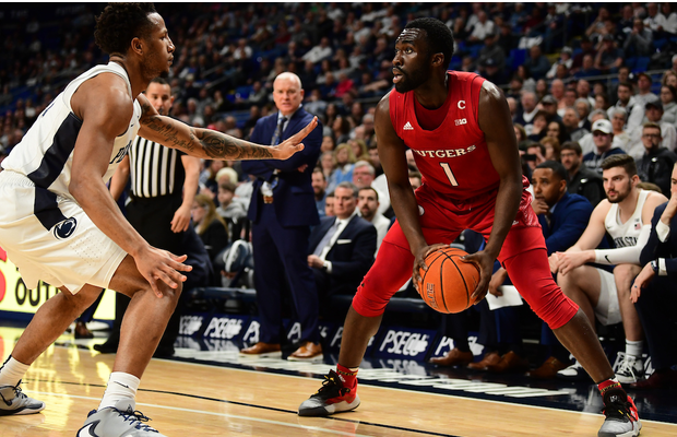 Akwasi Yeboah signs first pro deal with Saint-Quentin in France